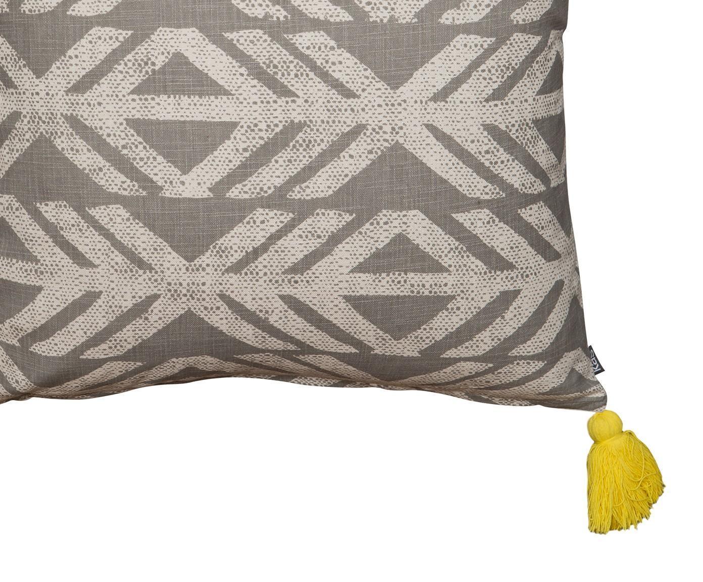 Detalle de cojín New Axe Square de Kas Australia