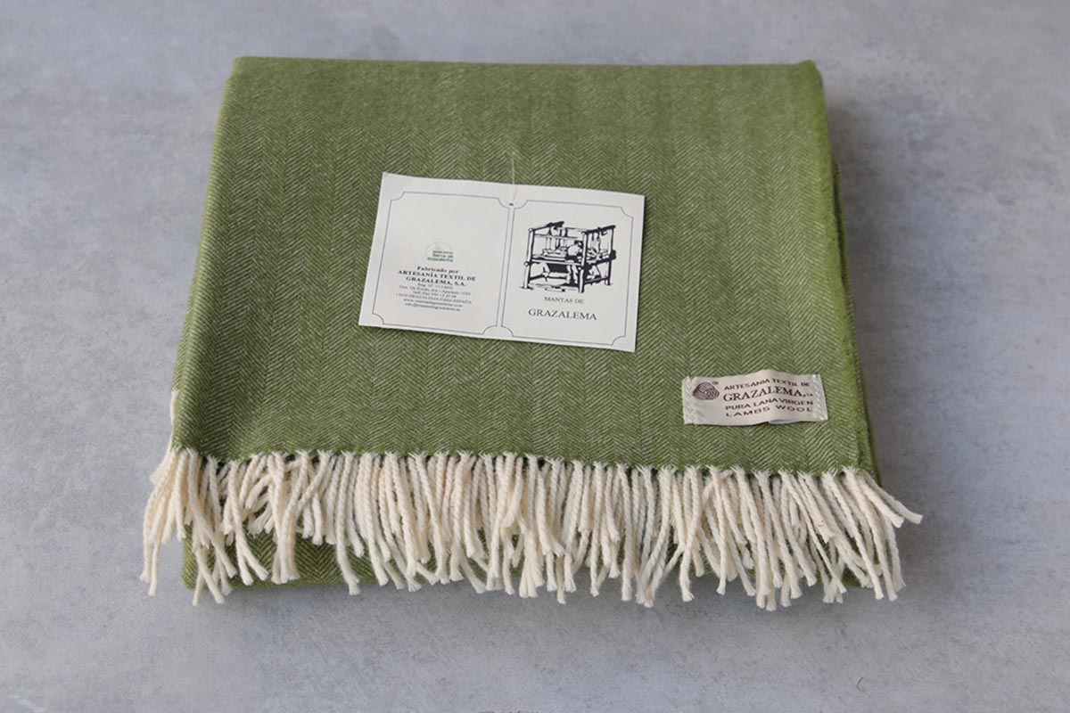 manta de lana grazalema verde